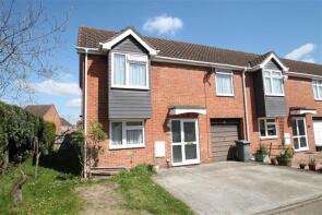239, Rochfords Gardens, Slough SL2 5XD