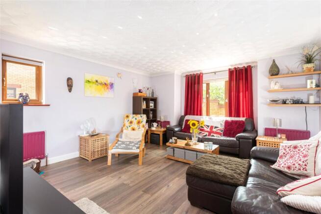 Fortescue Drive, Shenley Church End, Milton Keynes, Buckinghamshire, MK5 photo 4
