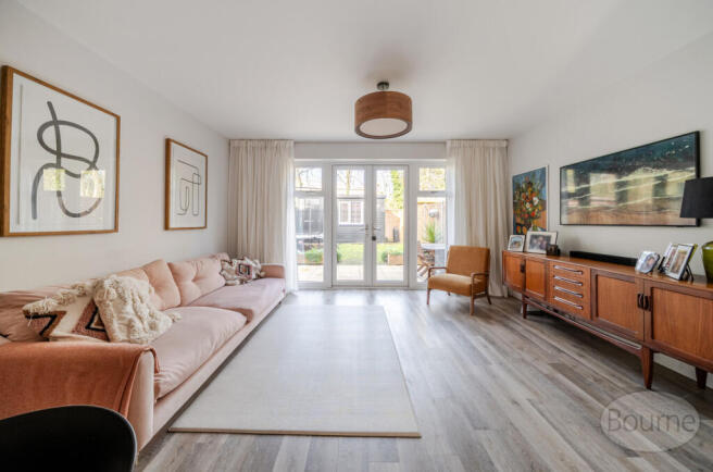 256119dc-7bf4-4be...