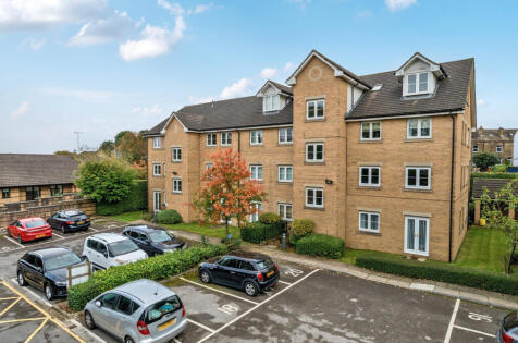 Queens Court, Mount Pleasant Road, Pudsey, West Yorkshire, LS28