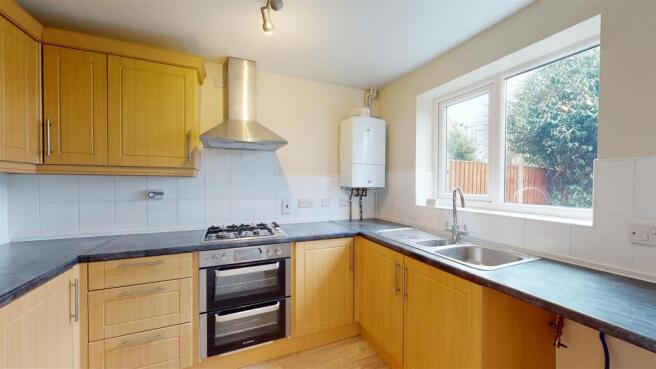 Leasows Park 5 Kitchen.jpg
