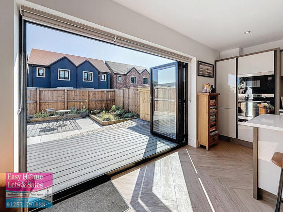 Kitchen Outlook