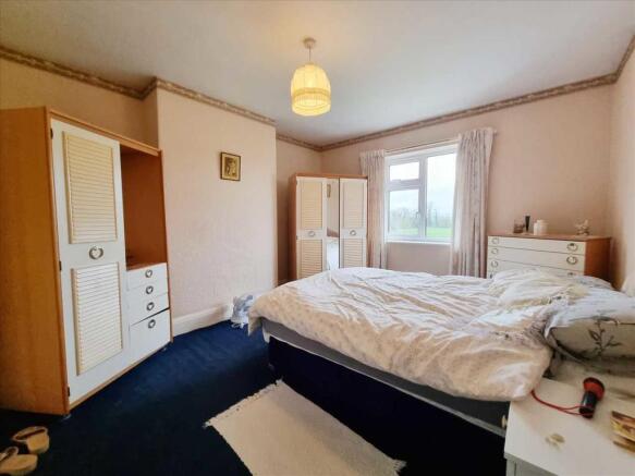 Bedroom 2: