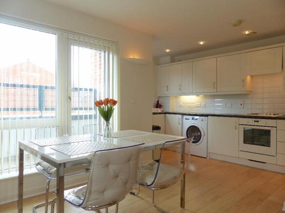 Kitchen/Dining
