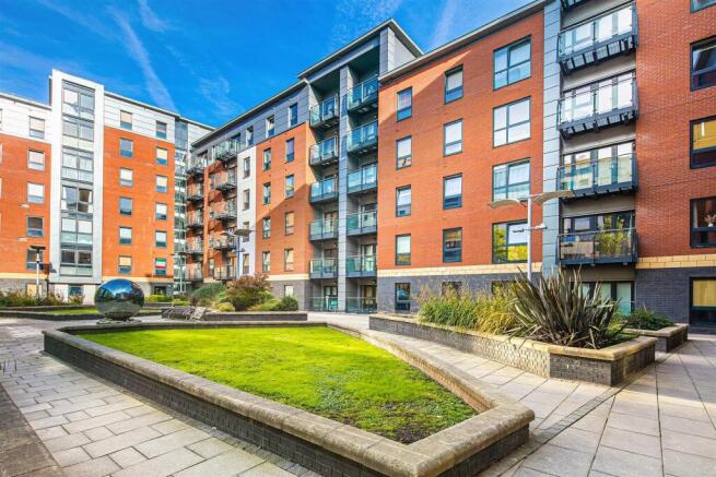 1 bed Flat to rent Image 6