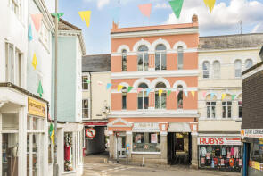 4, Mulberry Court, Market Strand, Falmouth TR11 3HB
