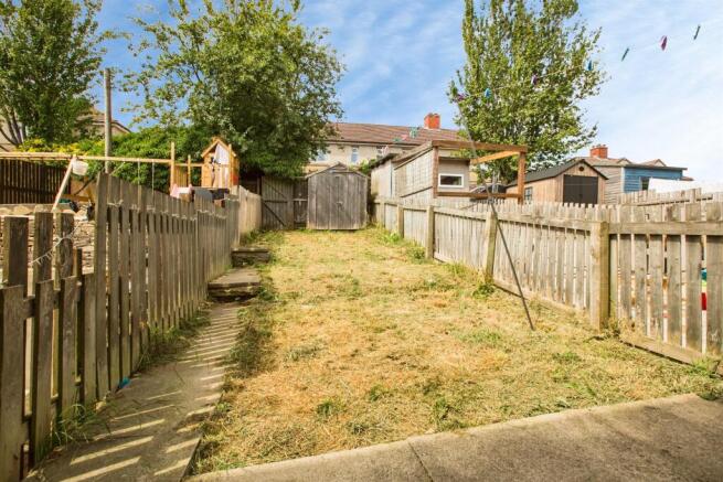2 bed Terraced for sale Image 10