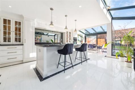 Taybridge Road, SW11