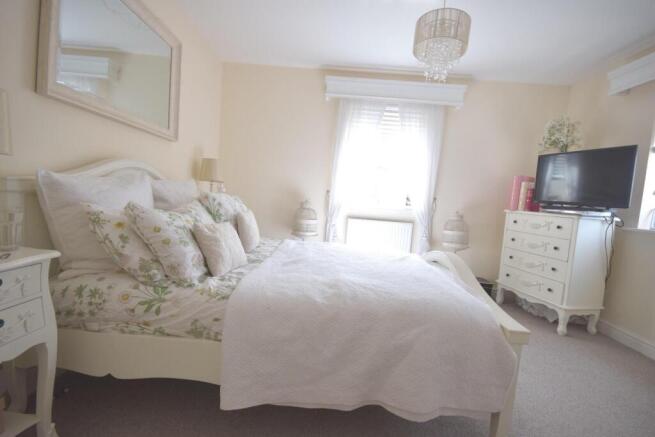 Bedroom one - pic 1 of 2