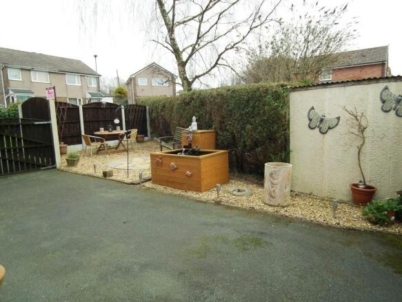 Driveway &Side Patio