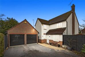19, Rivendell Vale, South Woodham Ferrers, Chelmsford CM3 5WY
