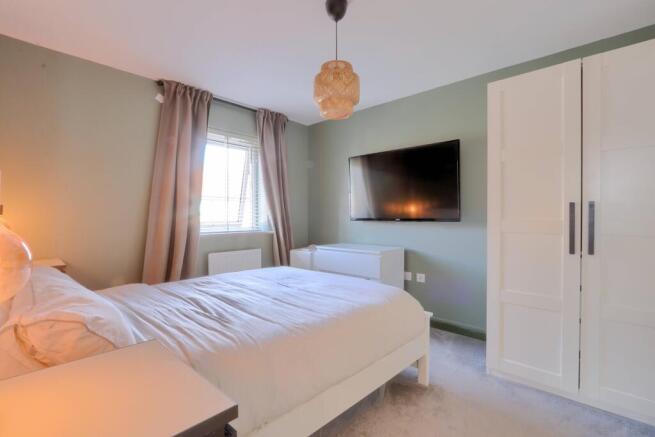 3 bed Semi-Detached for sale Image 10