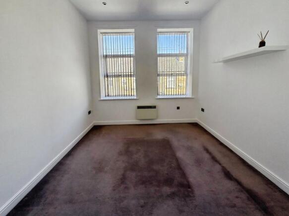 1 bed Flat for sale Image 8