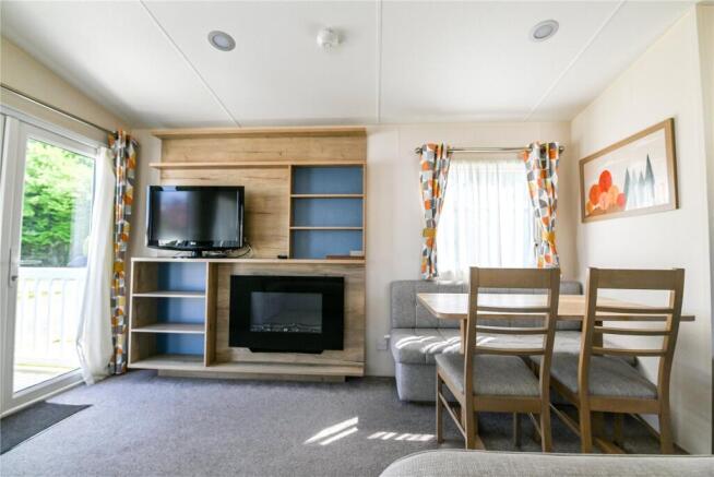 Sycamore, Hoburne Bashley Holiday Park, New Milton, Hampshire, BH25 photo 3