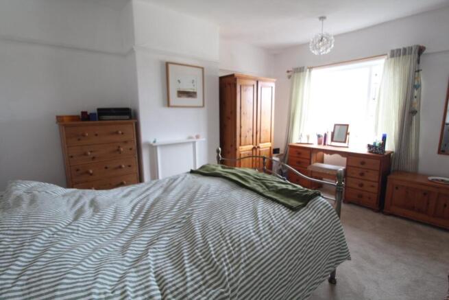 3 bed Detached for sale Image 8