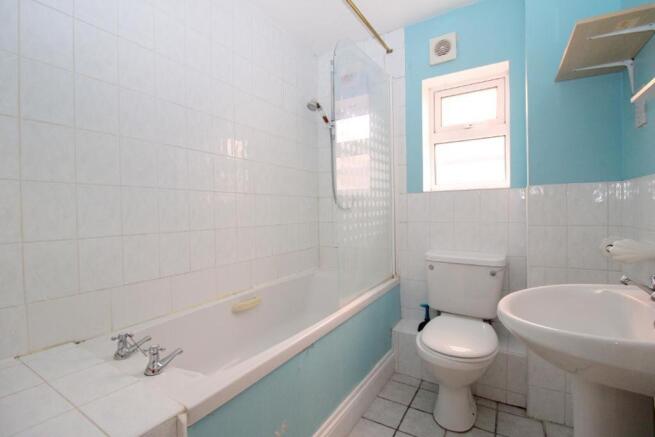 Winsdon Road, Luton, LU1 photo 4