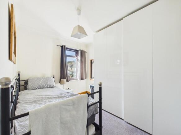 3 bed Semi-Detached for sale Image 10