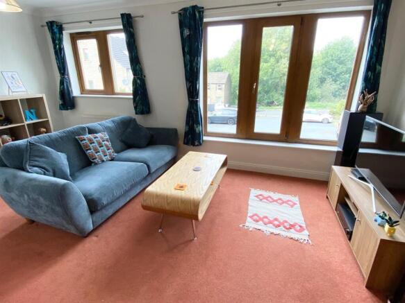 lounge 2.jpg