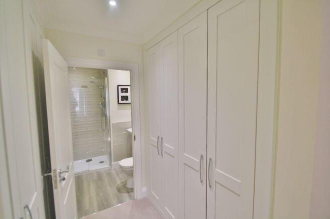 Dressing Area ...