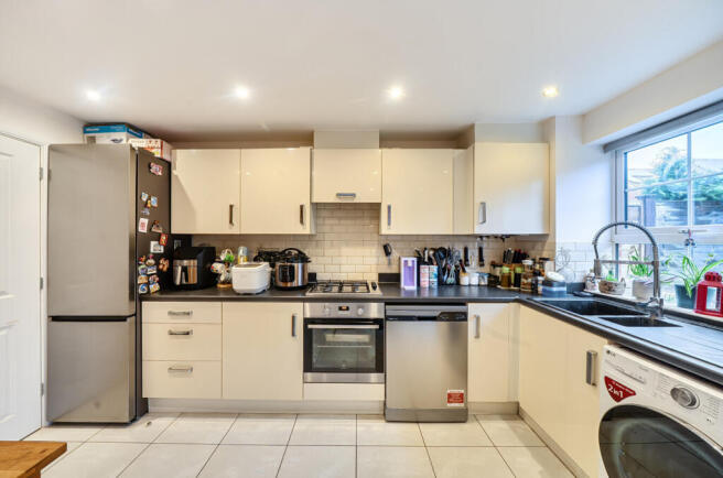 Cardinal Place, Maybush, Southampton, Hampshire, SO16 photo 4