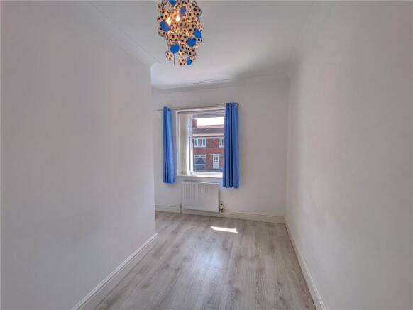 3 bed Terraced to rent Image 7