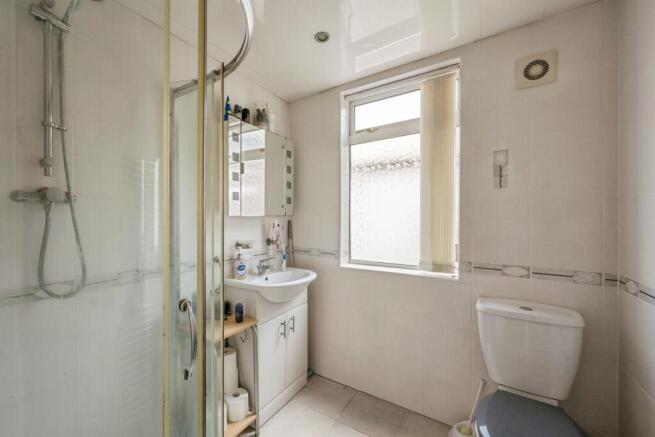 3 bed Terraced for sale Image 9