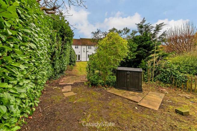 101ColneyHeathLane-24.jpg