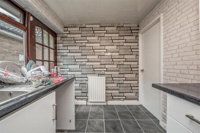 3 bed Detached Bungalow for sale Image 7