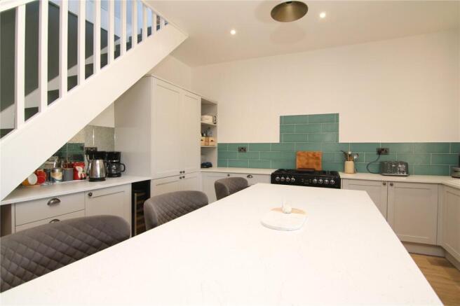 4 bed Detached for sale Image 6