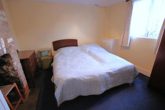 bed1.JPG
