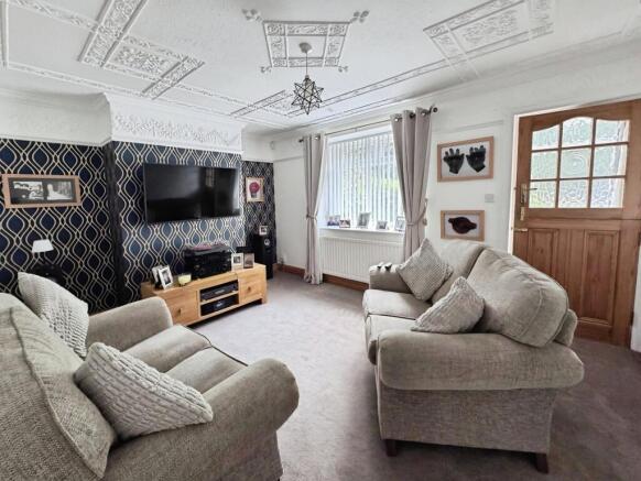 2 bed Terraced for sale Image 2