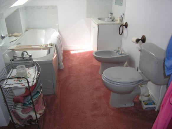 Photo 9