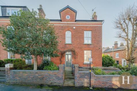 St. Johns Road, Harborne, B17