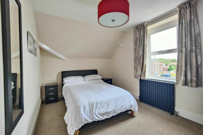 5 Double Bedrooms