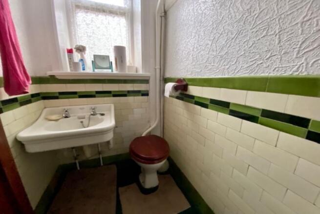 Two Piece Wash Room