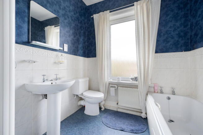 3 bed Semi-Detached for sale Image 12