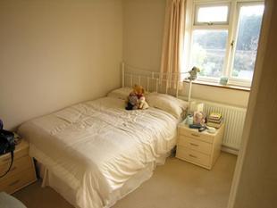 BEDROOM 2: