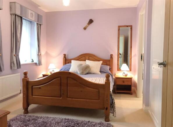 Bed 2.JPG