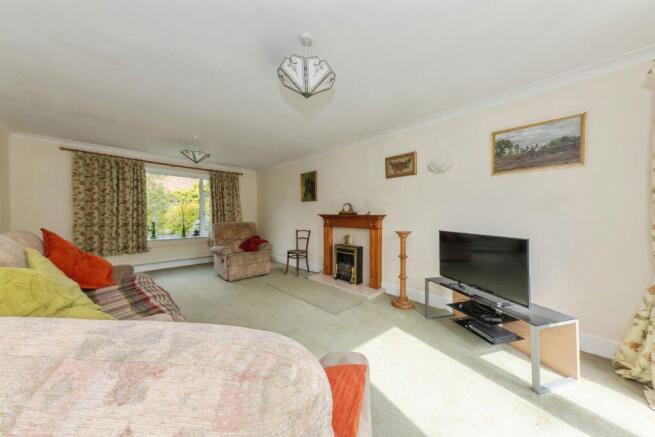 Lounge photo 2