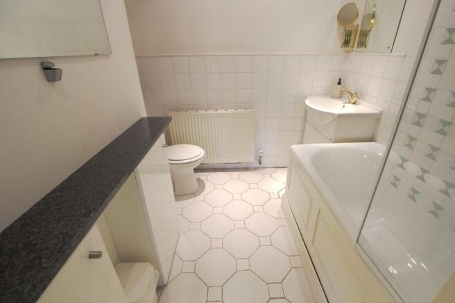 ENSUITE