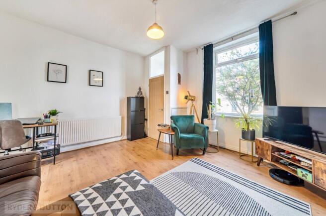 2 bed Terraced for sale Image 6