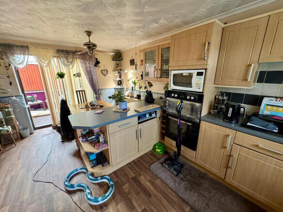 Knowles Place, Wigan, WN1 photo 4