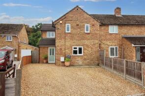 17, Langley Hill Close, Tilehurst, Reading RG31 4EJ