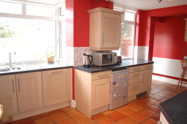 BREAKFAST KITCHEN