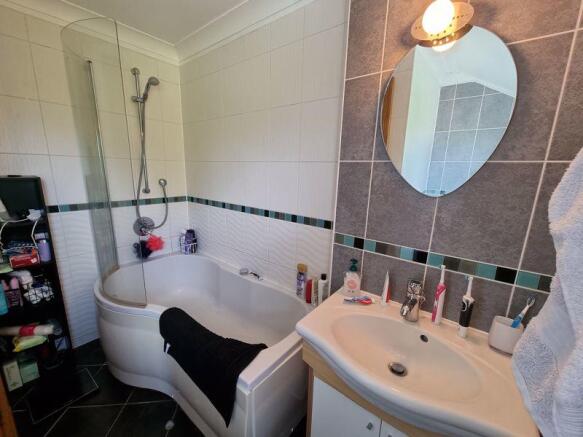 1st Floor Bath...