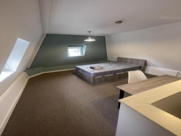5 bed Not Specified to rent Image 5