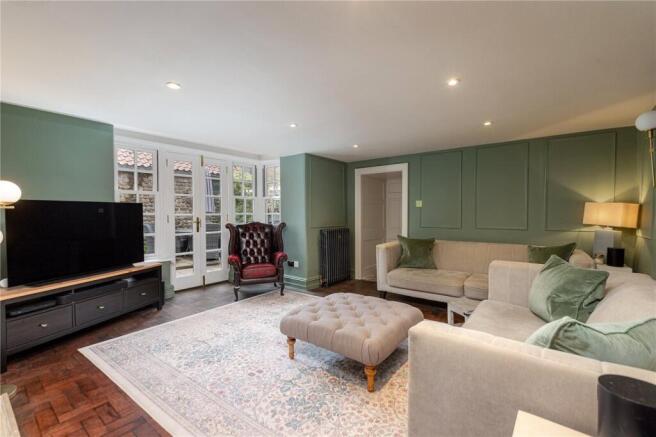 6 bed Terraced for sale Image 9