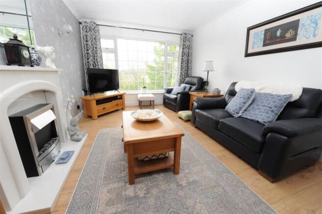 2 bed Detached Bungalow for sale Image 7