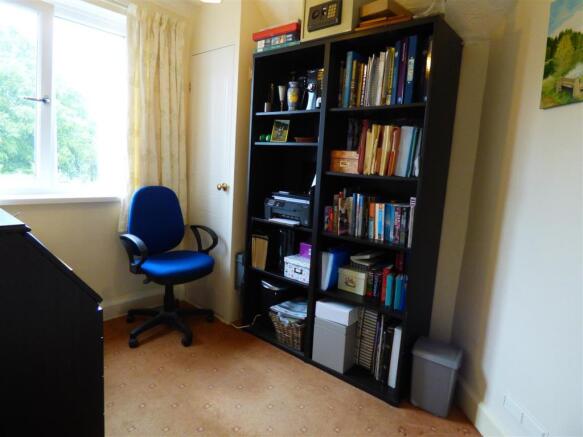 BEDROOM 3