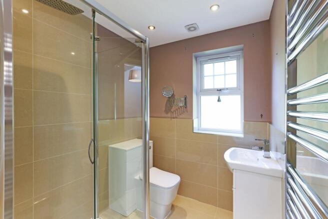 4 bed Terraced for sale Image 12